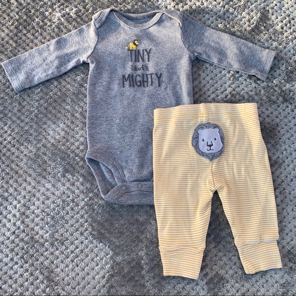 Carter’s Tiny But Mighty set